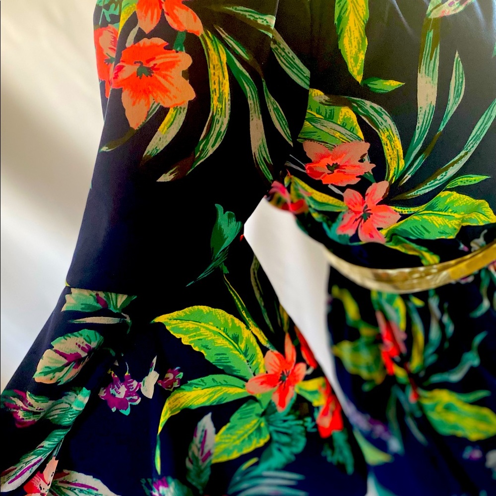 Light summer dress (above the knee)